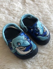 CROCS FUNLAB LED Lights Shark Blue SANDALS – Size: C3