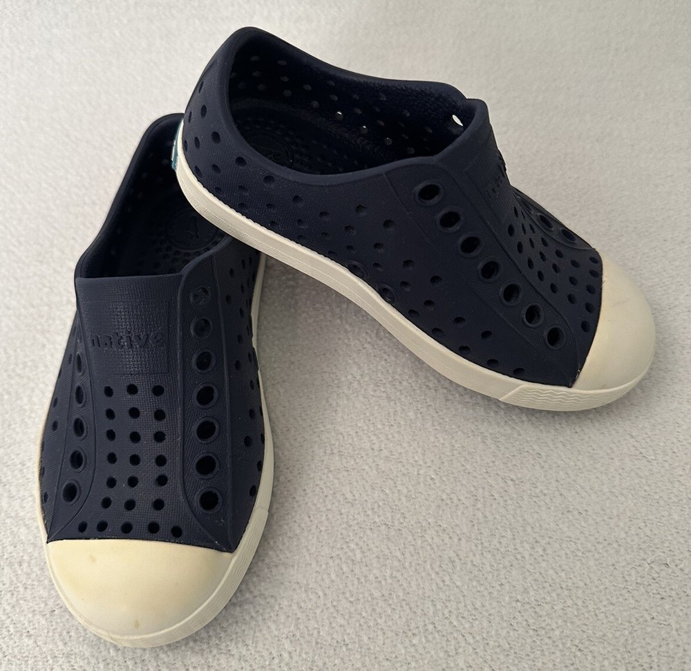 NATIVE Jefferson Shoe Regatta Blue Shell White Kids C8 Slip-on Waterproof $40