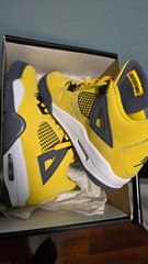 Nike Air Jordan 4 Retro Lightning Yellow – Kids Size 6Y (408452-700)