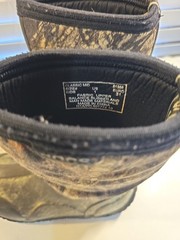 Bogs Camo Waterproof Rubber Boots Kids Sz 1 Hunting Outdoors Insulated Thick