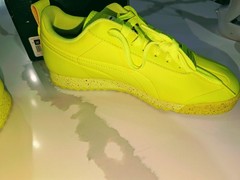Junior sz 6c Roma Retro Speckle Safety Yellow Puma Sneakers