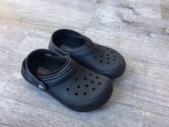 Crocs Youth/Kids Black Lined Classic Clogs Size J1 Comfort Shoes