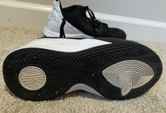 Size 6Y – Nike Kyrie Flytrap 2 Low Black White