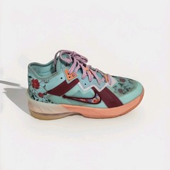 DN4177-400 Nike Lebron James 18 Low Mimi Plange Shoes GS Youth 5 Blue Daughters