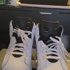 Jordan Air Jordan 6 Retro Reverse Oreo Sneakers 6.5Y White Black Unisex Kids