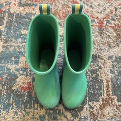 Totes EveryWhere Kids Rubber Boots 9-10 Green Rain Puddle Boating Fishing Beach