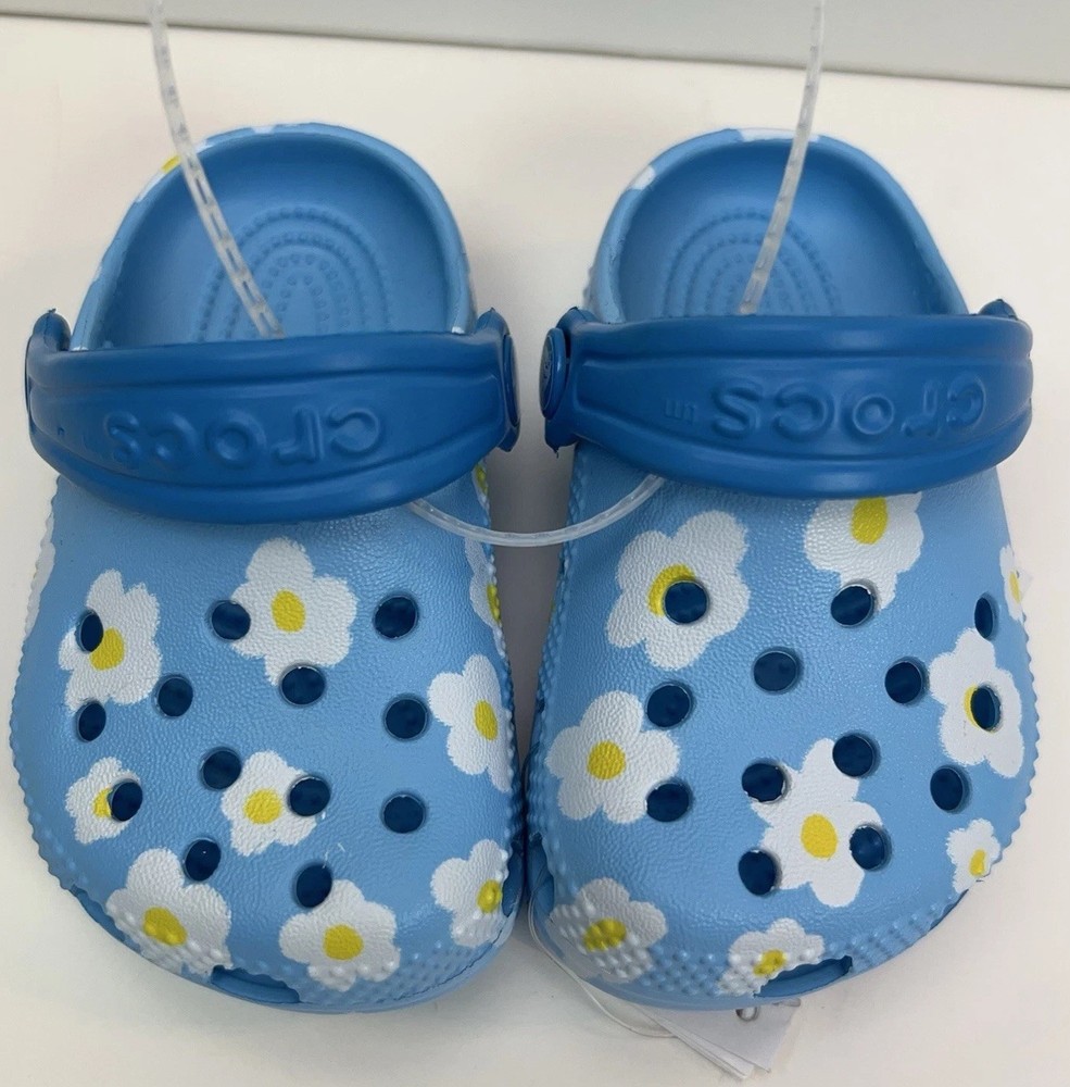 CROCS Kids Classic Littles Daisy Clogs Size C2/3 Blue Floral Slip On Sandals NEW