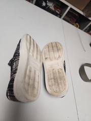 Magellan Black & White Plaid Shoes Size 7 B.