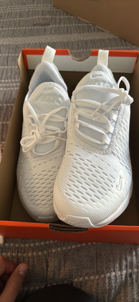 Size 6 (GS) – Nike Air Max 270 Low White Silver