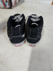 VANS Youth Size 4 Old Skool Mid High Top Black White Lace Up Sneakers Shoes Nice