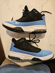 Nike Air Jordan Max Aura 2 Black University Blue (GS) Size 6.5Y Great Cond.