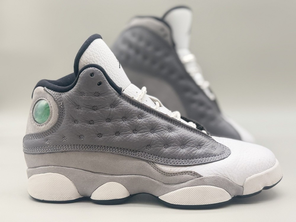 Nike Air Jordan 13 Retro Atmosphere Grey White 884129-016 Youth 6.5Y / Women’s 8