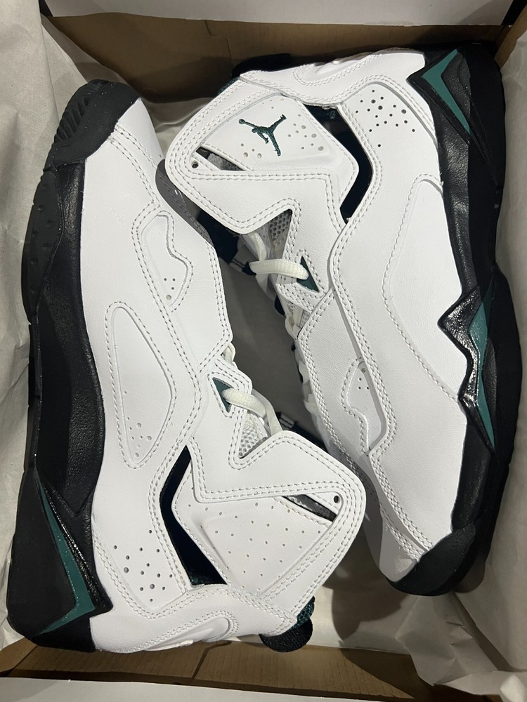 NIKE JORDAN TRUE FLIGHT (GS) 343795 133 SIZE 5Y, 5.5Y, 6.5Y