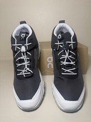 On Cloud Cloudhero Mid Waterproof Youth Size 4 Woman’s Size 5.5