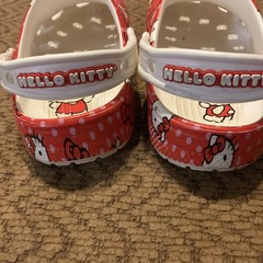 Crocs Hello Kitty Clogs Red Pink Bows Kids size J3