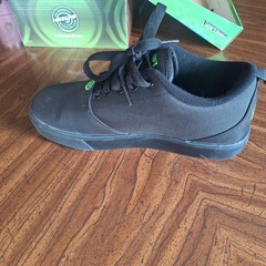 Heelys Pro 20 Minecraft Creeper Black Green Wheeled Shoes US 7 w/ Box