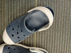 Crocs Kid’s Swiftwater Wave Sandal, Navy/White, Us j3(EU 34-35)