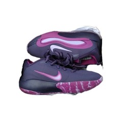 Nike Isofly (GS) Dark Raisin/Hydrangeas Sz 2 Y FN4384 500 EUR 33.5 April 2024