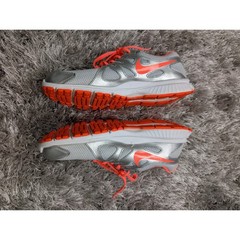 Nike Revolution 2 GS Metallic Silver Hyper Crimson Kids 6Y