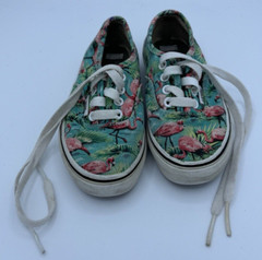 Vans~ Flamingo Pattern Skateboard Shoes/Sneakers Size: Kids 10.5