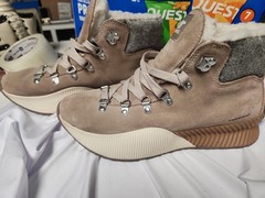 Sorel Out N About Conquest Boots, Boots,color,Light Beige,Adult SZ 9!