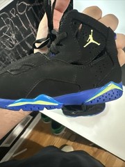 Kid’s 9c Jordan True Flight Black/Barely Volt-Hyper Royal (343796 074)(Sub box)