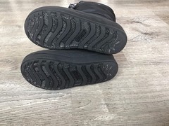 Bogs Classic Snow Shell Boots Black Kids Size 1 Waterproof Pull On 72868-001