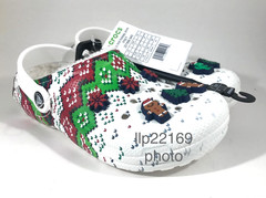 CROCS Classic Lined Clogs CHRISTMAS HOLIDAY CHARMS Dino Gingerbread Kids J3 New