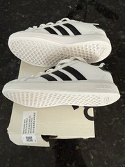 adidas Grand Court 2.0 K Unisex Kids Athletic Sneaker White/Black US 12k