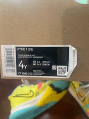 Nike Kyrie 7 1 World 1 People Yellow Strike CT4080-700 4Y Great Condition