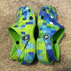 Crocs Classic Digital Block Clog Junior Boys/Girls Green Slime Color Size J6
