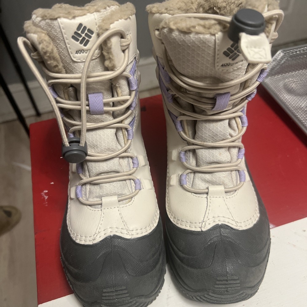 Columbia Youth Bugaboot Celsius Omni-Heat Winter Boots Size 1 Cream/Purple kid