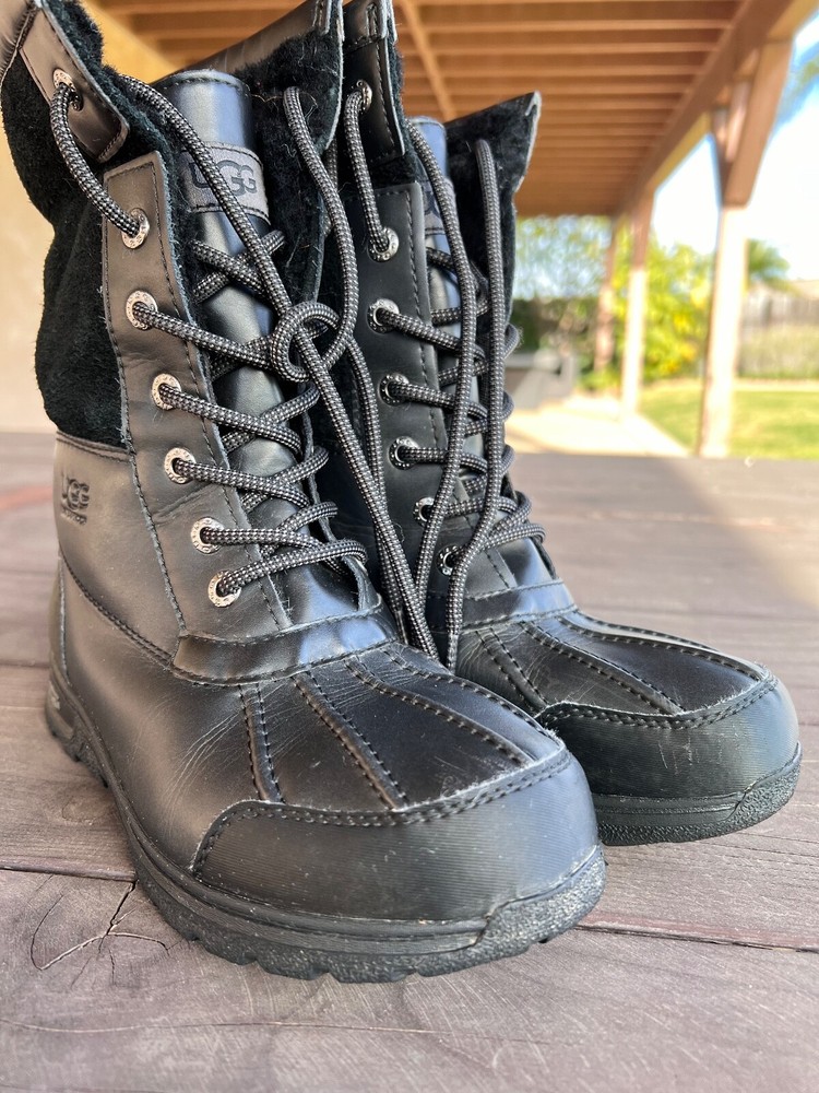 UGG Big Kids‘ Butte II Waterproof CWR Cold Weather Boots (Youth) – SIZE 4, BLACK