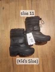 Kids Black Snow Boots Size 11 – New, Cozy, Waterproof, Unisex