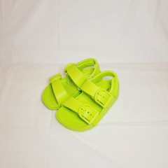 Girls Boys EVA Strap Adj Buckle Sandals Size 5 Green Water Sand Beach Washable