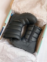 Magellan Outdoors Youth Snow Boots, Size: 13 (19.1 cm), Black