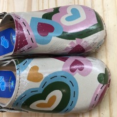 Cape Clogs Youth 3 White Pink Heart Slingback Round Toe Slip On Casual Comfort