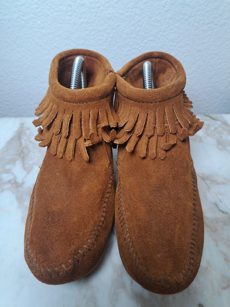 Minnetonka Kids Concho Feather Moccasin Boots Brown Sz 2 Handmade Suede