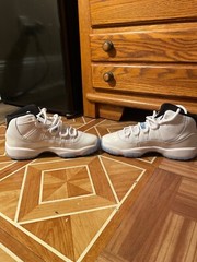 Size 5 (GS) – Jordan 11 High Legend Blue
