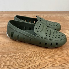 Floafers Prodigy Driver Cypress Green/White Loafers Shoes Big Kids Size 4 NEW