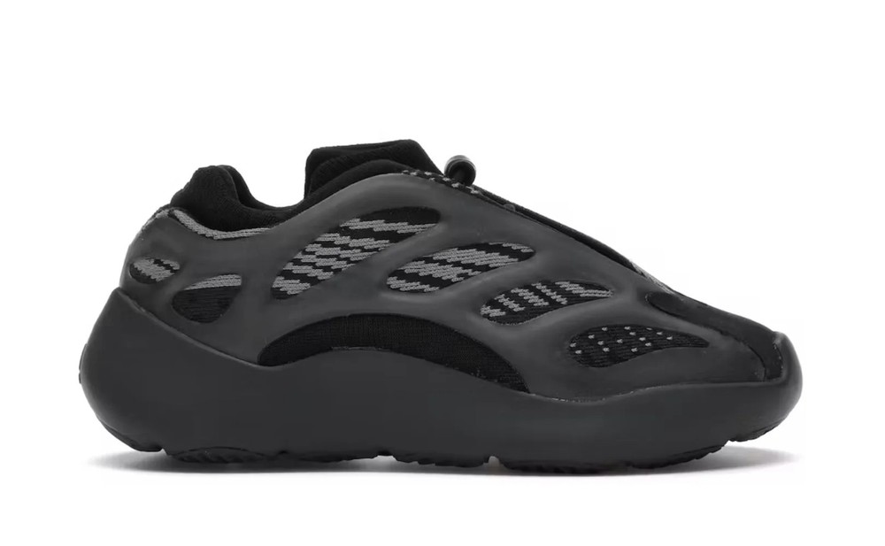 Yeezy 700 V3 (Alvah)