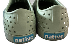 Native Jefferson Kid Size Juniors 4 Greens Slip On Sneaker