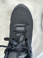 Under Armour Unisex Size 3 1/2 Kids Sneakers In Black Charged Pursuit
