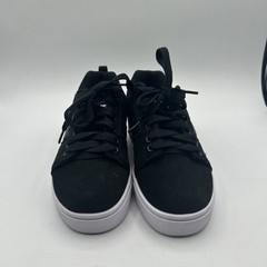 Heelys Wheeled Skate Shoes Youth US Size 5 Black Skater
