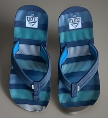 Reef Kids Thong Beach Sandals Size 6-6.5