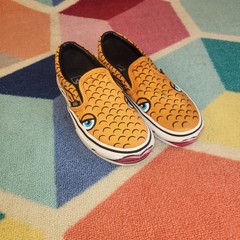 Vans Classic Slip-On Fish Scale Orange Blue Kids Size 1.0 Sneakers