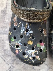 Harry Potter Classic Clogs. Crocs x Vera Bradley. Size Junior 1-J1.
