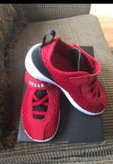 Unisex children’s Jordan Shoes New multiple sizes