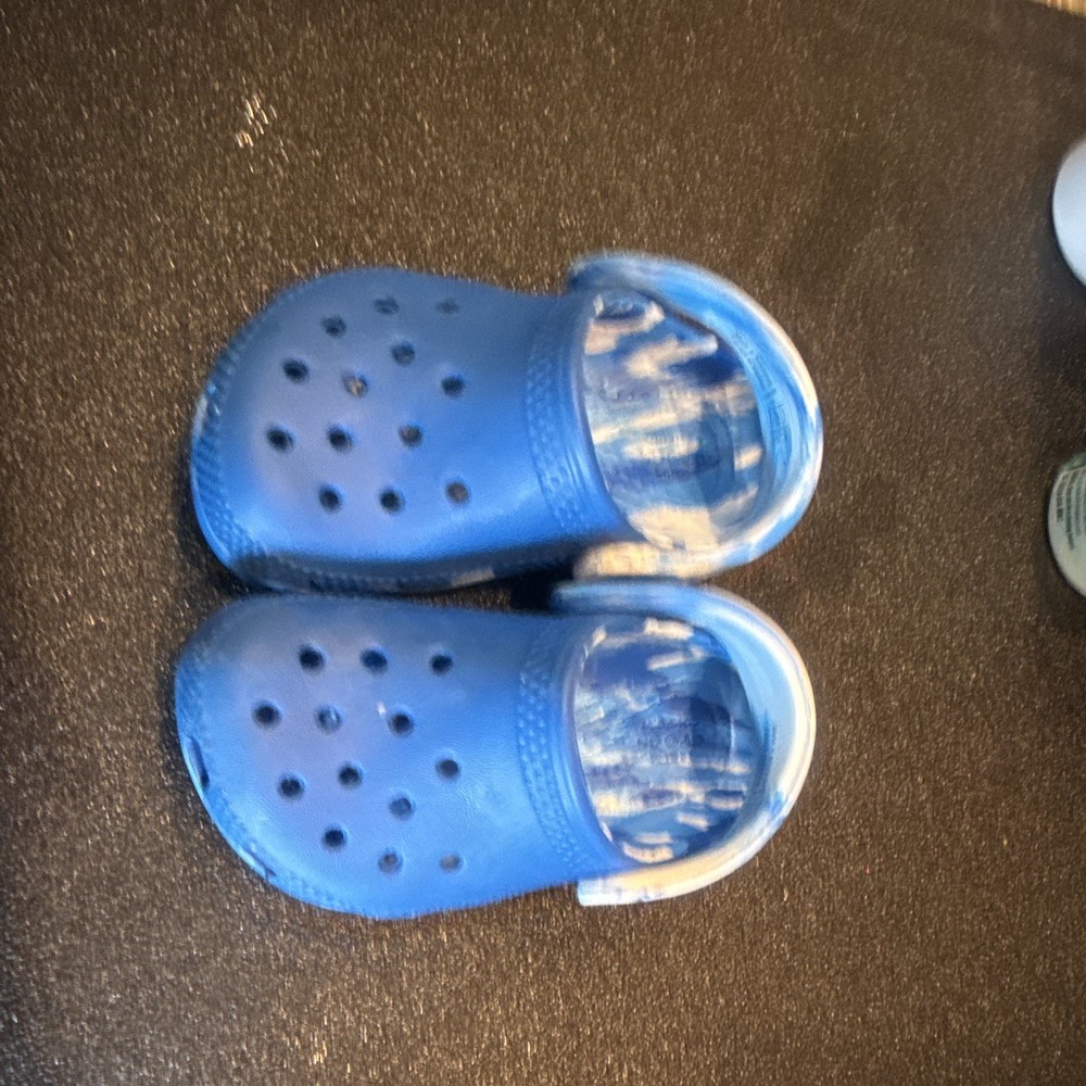 Crocs Classic Clog Kids Blue/White Marbled Slip-On Comfort US Size 5