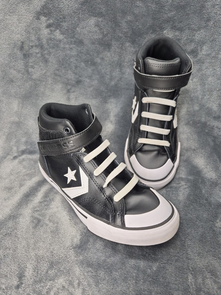 Converse All Star PRO BLAZE STRAP LEATHER Black & White Pre-Owned Size 3